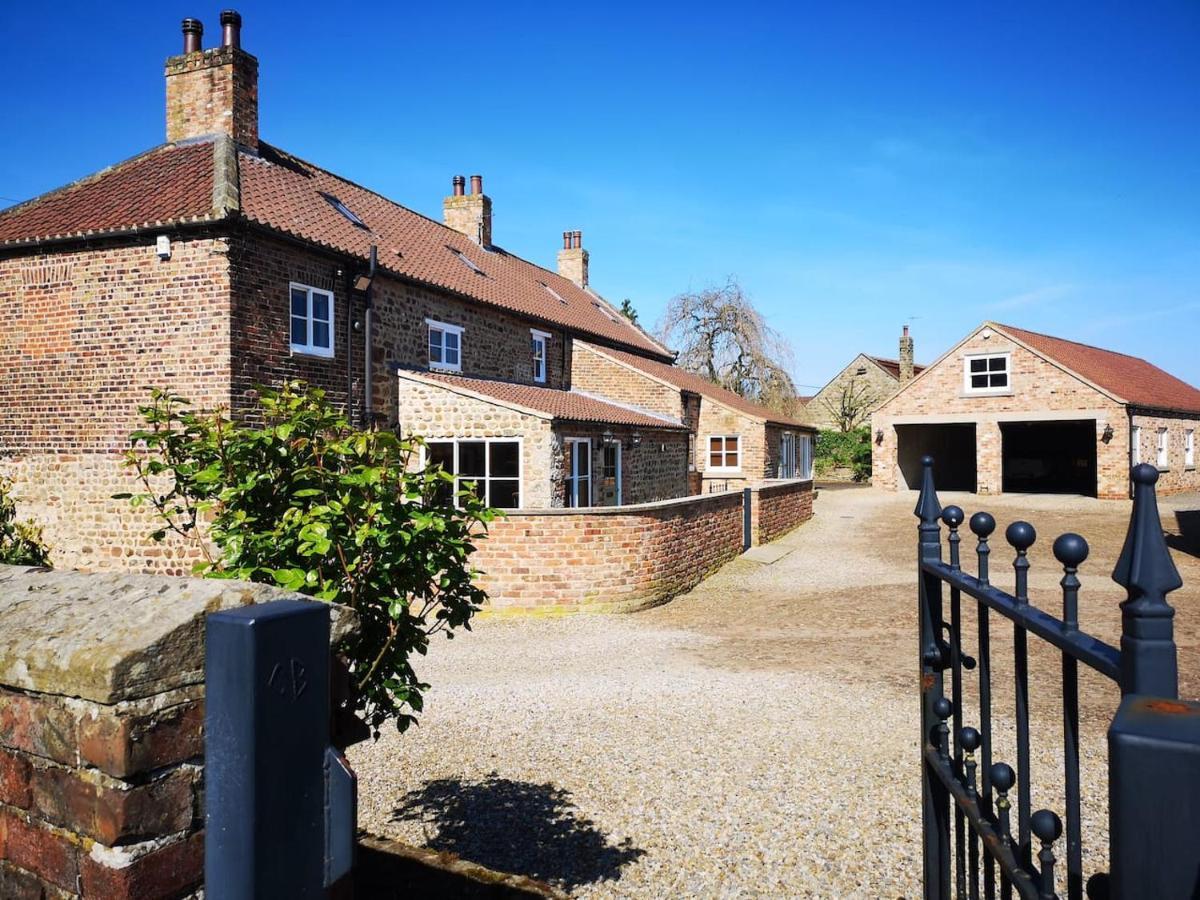 Grange Farm Lodge Ripon Exterior photo